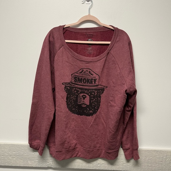 Mighty Fine Tops - Plus Size Sweat Shirt Smokey The Bear